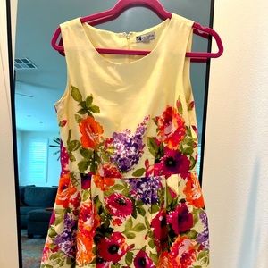 Leslie Fay Dress Size 8